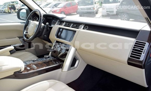 Comprar Importar Land Rover Range Rover Branco Carro em Import - Dubai em Bengo Province Comprar Importar Land Rover Range Rover Branco Carro em Import - Dubai em Bengo Province