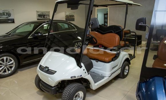 Comprar Usado Mercedes-Benz B-klasse Branco Carro em Luanda em Luanda Province Comprar Usado Mercedes-Benz B-klasse Branco Carro em Luanda em Luanda Province