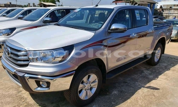 Comprar Usado Toyota Hilux Outro Carro em Luanda em Luanda Province
