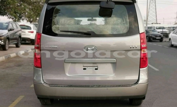 Acheter Occasion Voiture Hyundai H1 Autre à Lobito, Benguela Acheter Occasion Voiture Hyundai H1 Autre à Lobito, Benguela
