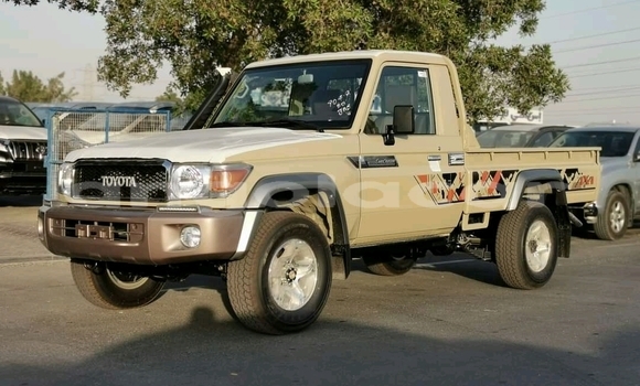 Comprar Usado Toyota Land Cruiser Outro Carro em Lobito em Benguela