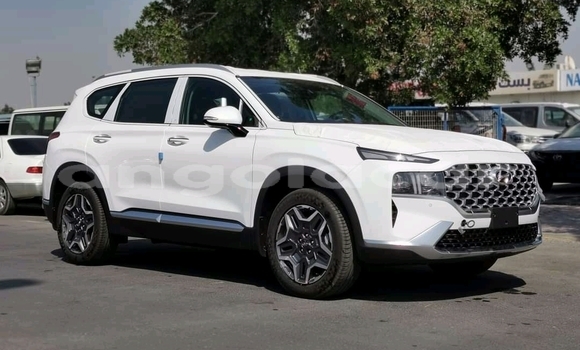 Comprar Usado Hyundai Santa Fe Outro Carro em Lobito em Benguela