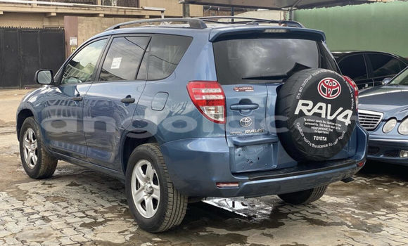 Acheter Occasion Voiture Toyota RAV4 Bleu à Luena, Moxico Acheter Occasion Voiture Toyota RAV4 Bleu à Luena, Moxico
