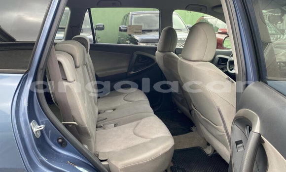 Acheter Occasion Voiture Toyota RAV4 Bleu à Luena, Moxico Acheter Occasion Voiture Toyota RAV4 Bleu à Luena, Moxico