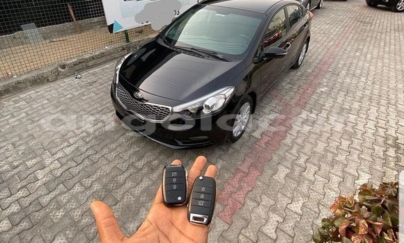 Acheter Occasion Voiture Kia Cerato Noir à Luena, Moxico Acheter Occasion Voiture Kia Cerato Noir à Luena, Moxico