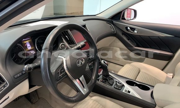 Acheter Neuf Voiture Infiniti Q50 Noir à Luanda, Province de Luanda Acheter Neuf Voiture Infiniti Q50 Noir à Luanda, Province de Luanda