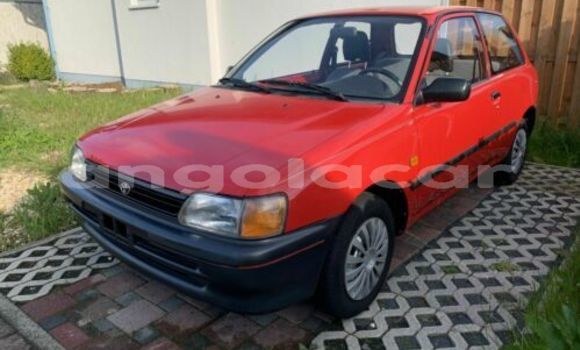 Acheter Occasion Voiture Toyota Starlet Rouge à Luanda, Province de Luanda