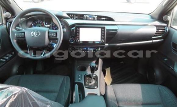 Comprar Novo Toyota Hilux Vermelho Carro em Luanda em Luanda Province Comprar Novo Toyota Hilux Vermelho Carro em Luanda em Luanda Province