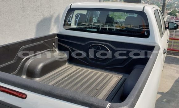 Comprar Novo Toyota Hilux Branco Carro em Luanda em Luanda Province Comprar Novo Toyota Hilux Branco Carro em Luanda em Luanda Province