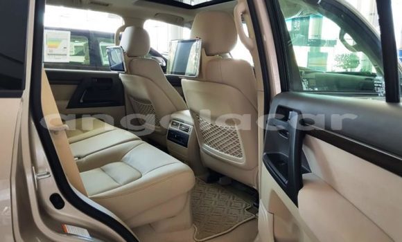 Comprar Novo Toyota Land Cruiser Prata Carro em Luanda em Luanda Province Comprar Novo Toyota Land Cruiser Prata Carro em Luanda em Luanda Province