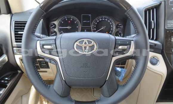 Comprar Novo Toyota Land Cruiser Branco Carro em Luanda em Luanda Province Comprar Novo Toyota Land Cruiser Branco Carro em Luanda em Luanda Province