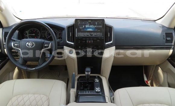 Comprar Novo Toyota Land Cruiser Branco Carro em Luanda em Luanda Province Comprar Novo Toyota Land Cruiser Branco Carro em Luanda em Luanda Province