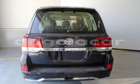 Buy Used Toyota Land Cruiser Black Car in Luanda in Luanda Province Buy Used Toyota Land Cruiser Black Car in Luanda in Luanda Province