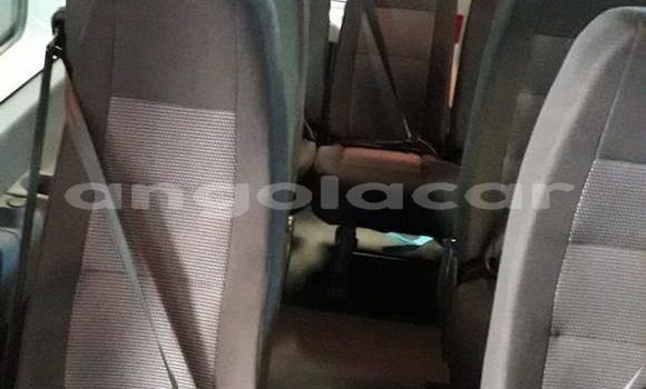 Acheter Neuf Voiture Ford Telstar Blanc à Luanda, Province de Luanda Acheter Neuf Voiture Ford Telstar Blanc à Luanda, Province de Luanda