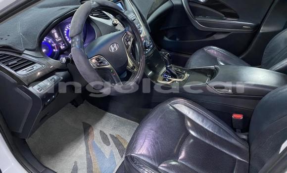 Acheter Occasion Voiture Hyundai Azera Blanc à Luanda, Province de Luanda Acheter Occasion Voiture Hyundai Azera Blanc à Luanda, Province de Luanda