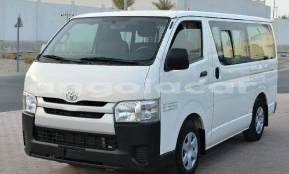 Comprar Usado Toyota Hiace Branco Carro em Lobito em Benguela Comprar Usado Toyota Hiace Branco Carro em Lobito em Benguela