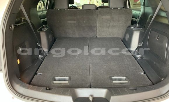 Acheter Occasion Voiture Ford Explorer Blanc à Luanda, Province de Luanda Acheter Occasion Voiture Ford Explorer Blanc à Luanda, Province de Luanda