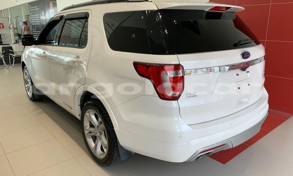 Acheter Occasion Voiture Ford Explorer Blanc à Luanda, Province de Luanda Acheter Occasion Voiture Ford Explorer Blanc à Luanda, Province de Luanda