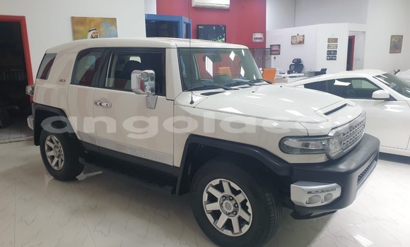 Acheter Occasion Voiture Toyota FJ Cruiser Blanc à Luanda, Province de Luanda Acheter Occasion Voiture Toyota FJ Cruiser Blanc à Luanda, Province de Luanda