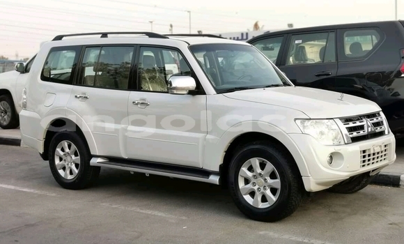 Acheter Occasion Voiture Mitsubishi Pajero Blanc à Luanda, Province de Luanda Acheter Occasion Voiture Mitsubishi Pajero Blanc à Luanda, Province de Luanda