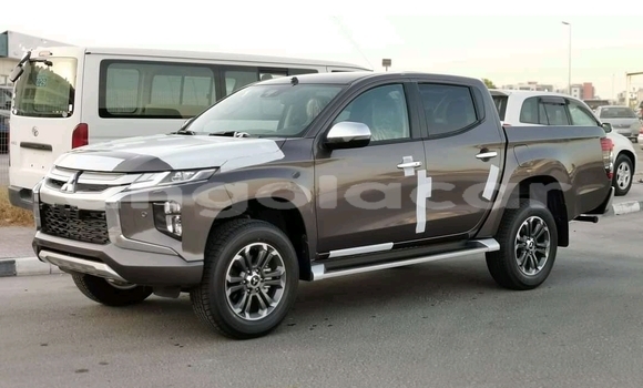 Buy Used Mitsubishi L200 Other Car in Lobito in Benguela