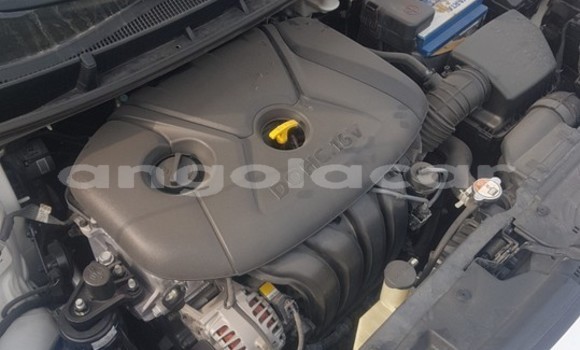 Buy Used Hyundai i30 White Car in N'zeto in Zaire Buy Used Hyundai i30 White Car in N'zeto in Zaire