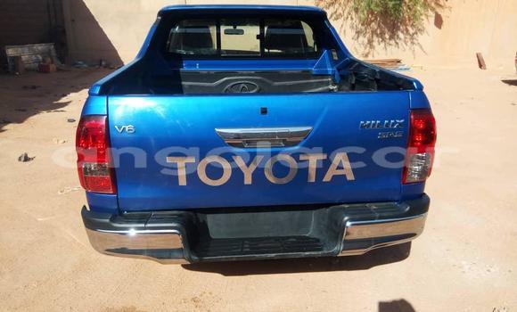 Comprar Usado Toyota Hilux Azul Carro em N'zeto em Zaire Comprar Usado Toyota Hilux Azul Carro em N'zeto em Zaire