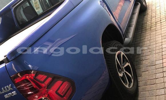 Comprar Usado Toyota Hilux Azul Carro em N'zeto em Zaire Comprar Usado Toyota Hilux Azul Carro em N'zeto em Zaire
