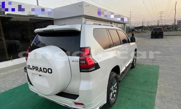 Comprar Usado Toyota Land Cruiser Prado Branco Carro em N'zeto em Zaire Comprar Usado Toyota Land Cruiser Prado Branco Carro em N'zeto em Zaire