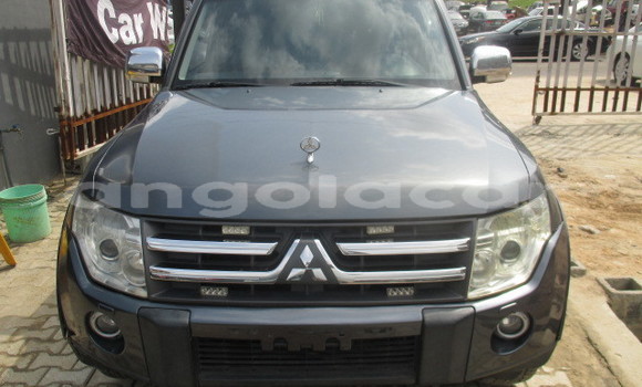 Acheter Occasion Voiture Mitsubishi Pajero Blanc à N'zeto, Zaïre Acheter Occasion Voiture Mitsubishi Pajero Blanc à N'zeto, Zaïre