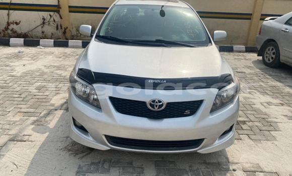 Comprar Usado Toyota Corolla Branco Carro em N'zeto em Zaire Comprar Usado Toyota Corolla Branco Carro em N'zeto em Zaire