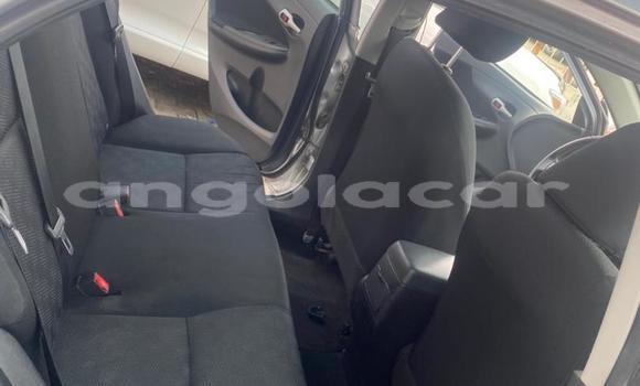 Comprar Usado Toyota Corolla Branco Carro em N'zeto em Zaire Comprar Usado Toyota Corolla Branco Carro em N'zeto em Zaire