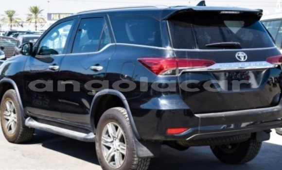 Comprar Usado Toyota Fortuner Preto Carro em Lobito em Benguela Comprar Usado Toyota Fortuner Preto Carro em Lobito em Benguela