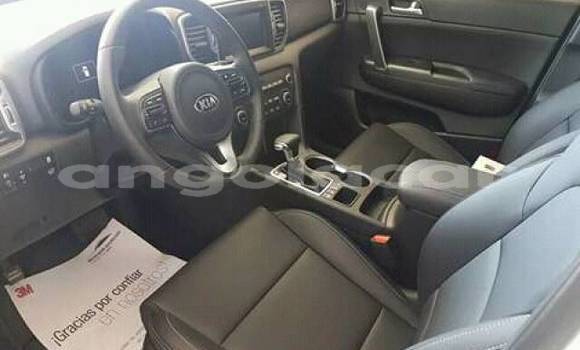 Comprar Novo Kia Sportage Branco Carro em Luanda em Luanda Province Comprar Novo Kia Sportage Branco Carro em Luanda em Luanda Province