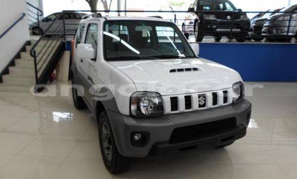 Acheter Neuf Voiture Suzuki Jimny Blanc à Luanda, Province de Luanda Acheter Neuf Voiture Suzuki Jimny Blanc à Luanda, Province de Luanda