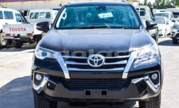 Buy Used Toyota Fortuner Black Car in Lobito in Benguela Buy Used Toyota Fortuner Black Car in Lobito in Benguela