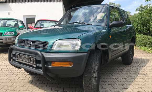Acheter Occasion Voiture Toyota RAV4 Vert à Luena, Moxico Acheter Occasion Voiture Toyota RAV4 Vert à Luena, Moxico