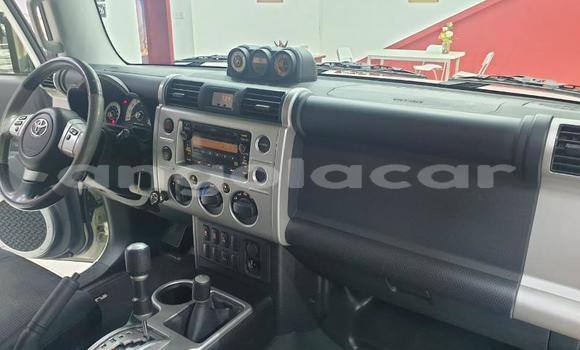 Acheter Occasion Voiture Toyota FJ Cruiser Blanc à Luanda, Province de Luanda Acheter Occasion Voiture Toyota FJ Cruiser Blanc à Luanda, Province de Luanda