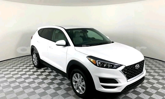 Acheter Occasion Voiture Hyundai Tucson Blanc à Luanda, Province de Luanda Acheter Occasion Voiture Hyundai Tucson Blanc à Luanda, Province de Luanda