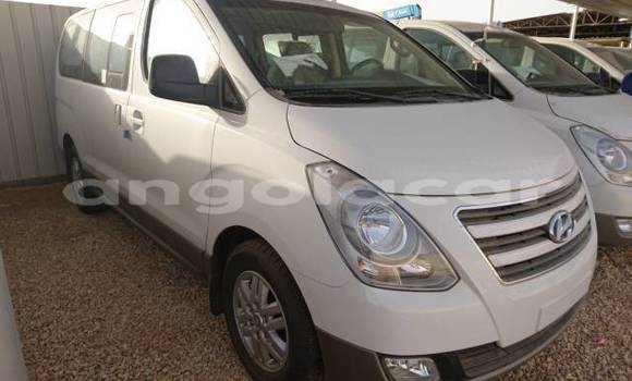 Buy Used Hyundai H1 White Car in Lobito in Benguela Buy Used Hyundai H1 White Car in Lobito in Benguela