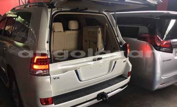 Comprar Usado Toyota Land Cruiser Branco Carro em Luanda em Luanda Province Comprar Usado Toyota Land Cruiser Branco Carro em Luanda em Luanda Province