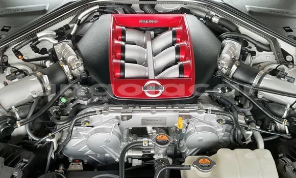 Comprar Novo Nissan GT-R Prata Carro em Luanda em Luanda Province Comprar Novo Nissan GT-R Prata Carro em Luanda em Luanda Province