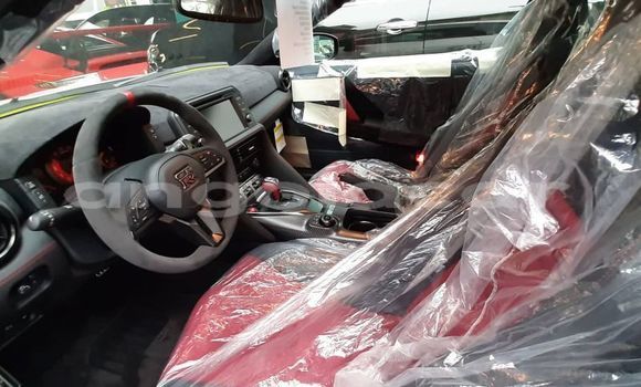 Comprar Novo Nissan GT-R Prata Carro em Luanda em Luanda Province Comprar Novo Nissan GT-R Prata Carro em Luanda em Luanda Province