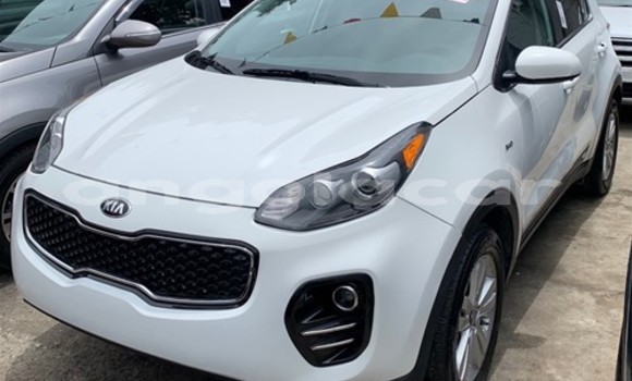 Comprar Usado Kia Sportage Branco Carro em Luanda em Luanda Province
