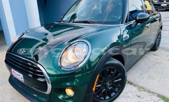 Buy Used MINI Cooper Green Car in Luanda in Luanda Province Buy Used MINI Cooper Green Car in Luanda in Luanda Province