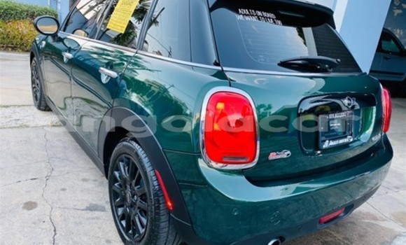 Comprar Usado MINI Cooper Verde Carro em Luanda em Luanda Province Comprar Usado MINI Cooper Verde Carro em Luanda em Luanda Province