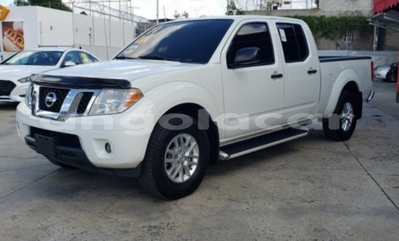 Comprar Usado Nissan Frontier Branco Carro em Soyo em Zaire Comprar Usado Nissan Frontier Branco Carro em Soyo em Zaire
