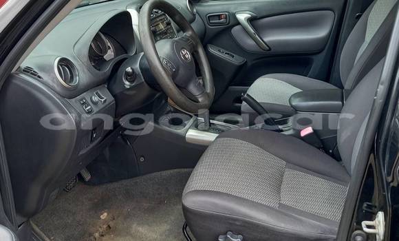 Comprar Usado Toyota RAV4 Preto Carro em Luena em Moxico Comprar Usado Toyota RAV4 Preto Carro em Luena em Moxico