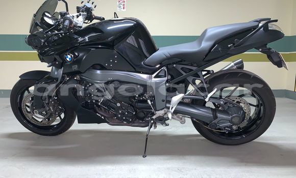 Comprar Usado BMW K 1300 Preto Moto em Luanda em Luanda Province