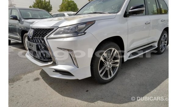 Comprar Importar Lexus LX Branco Carro em Import - Dubai em Bengo Province Comprar Importar Lexus LX Branco Carro em Import - Dubai em Bengo Province